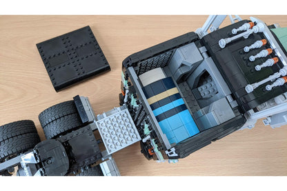 Freightliner FLC Semi-Truck - RevvBlox