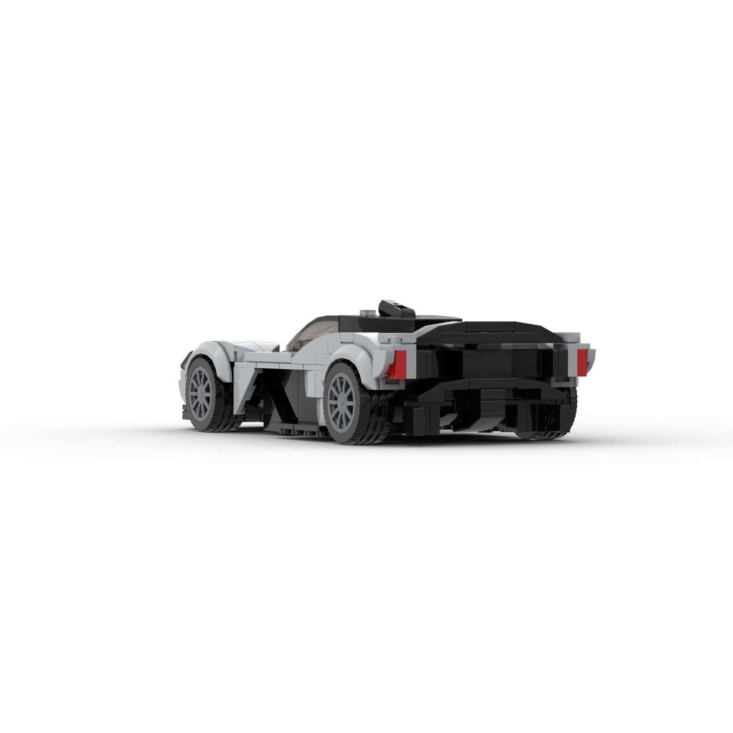 Aston Martin Valkyrie - RevvBlox