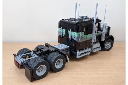 Freightliner FLC Semi-Truck - RevvBlox