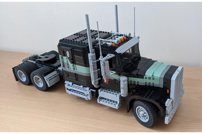 Freightliner FLC Semi-Truck - RevvBlox