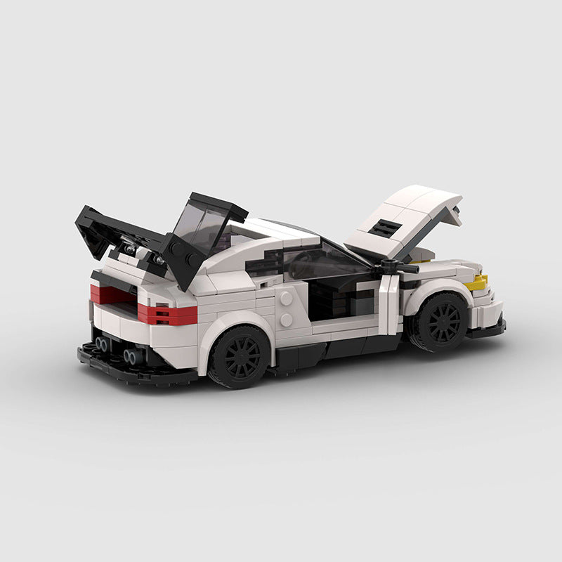 BMW M4 F82 - RevvBlox