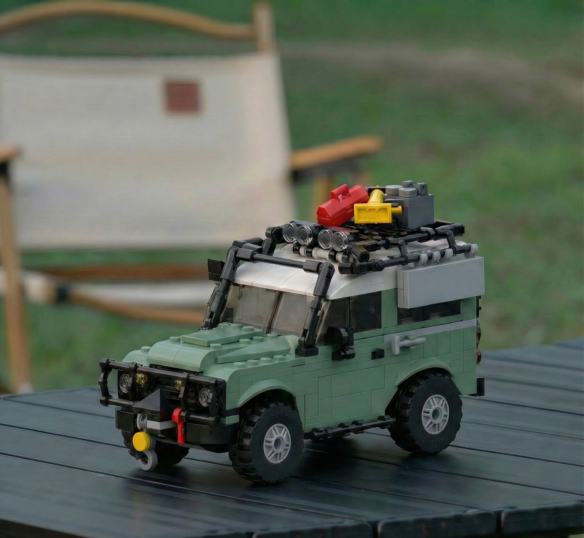 Land Rover Defender - RevvBlox