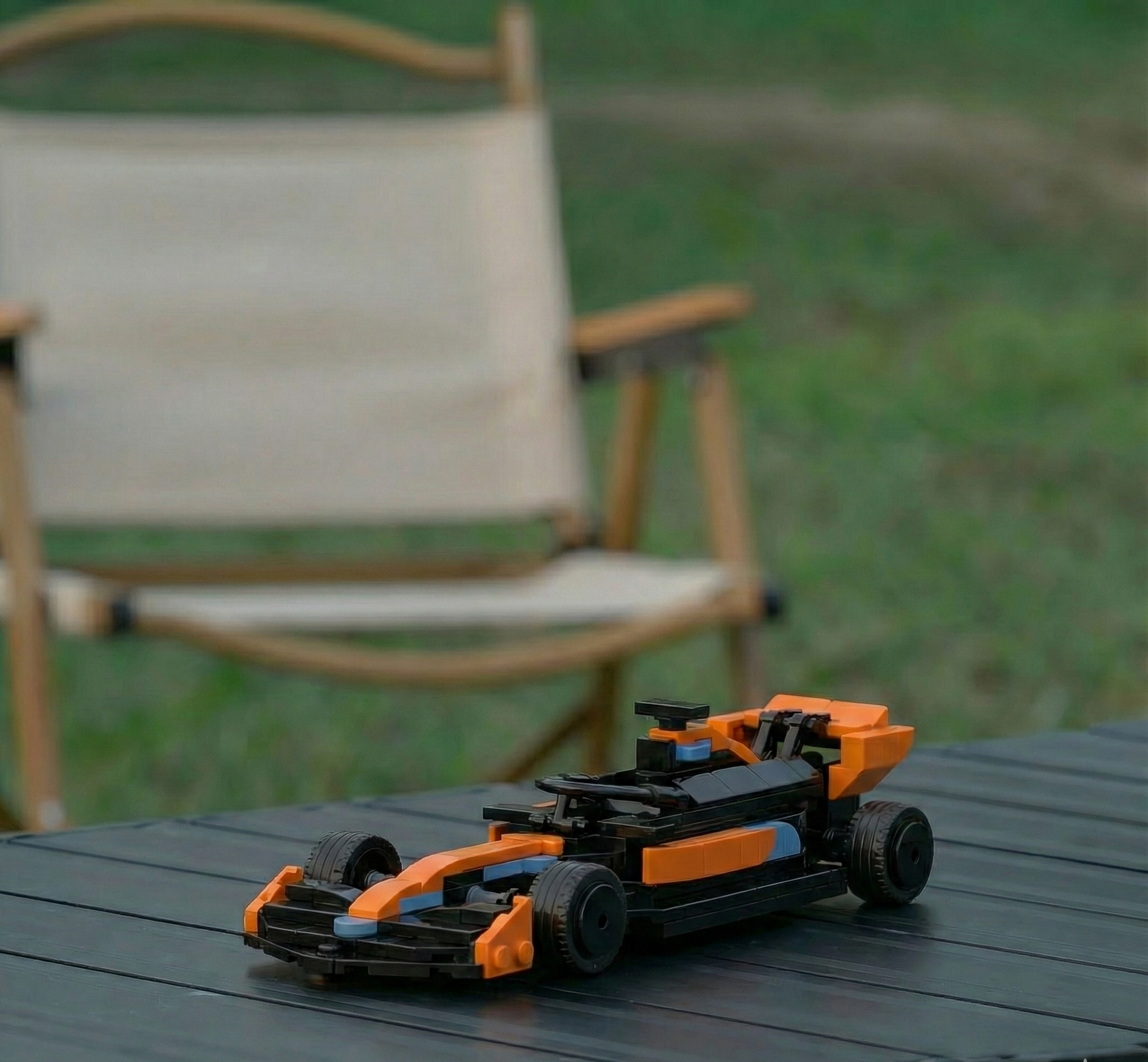 McLaren F1 MCL60 - RevvBlox